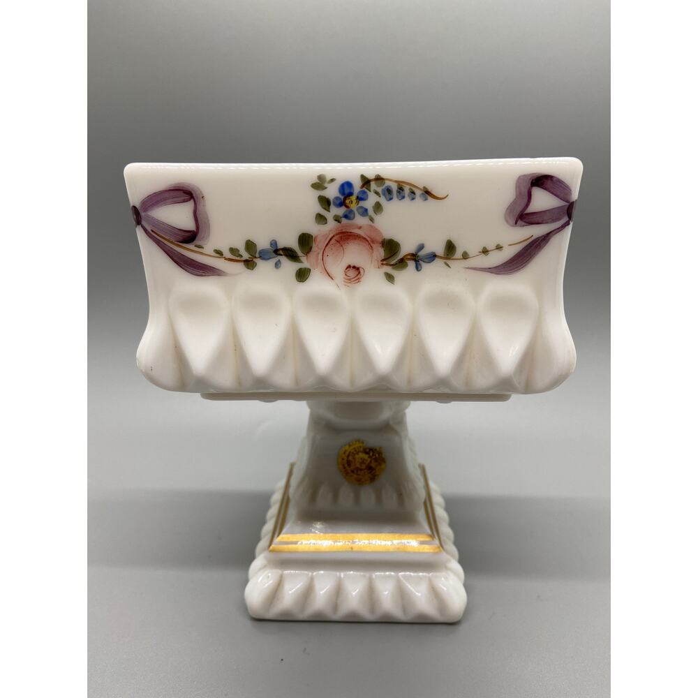 Vintage Westmoreland Milk Glass Footed Wedding Box Candy Dish Rose Bow Compote